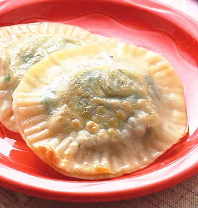 餃皮韭菜盒