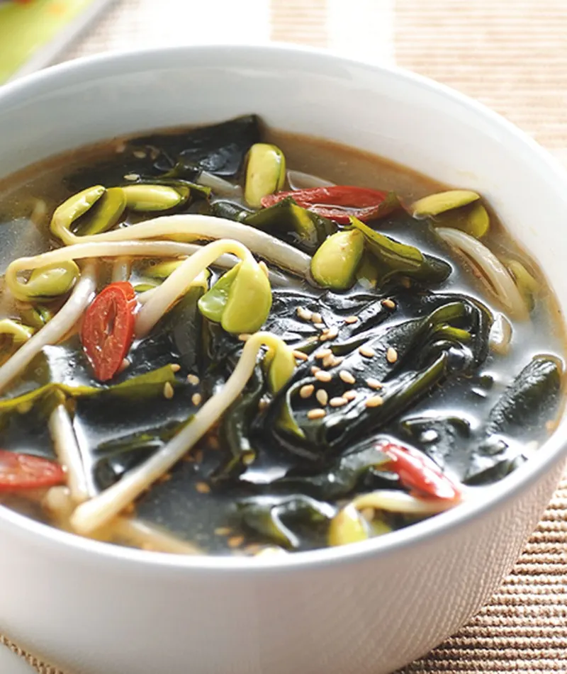 海帶黃豆芽湯