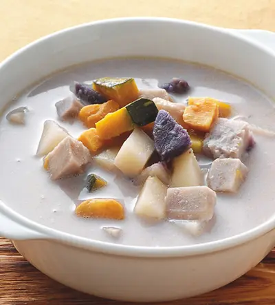 根莖蔬菜豆漿湯