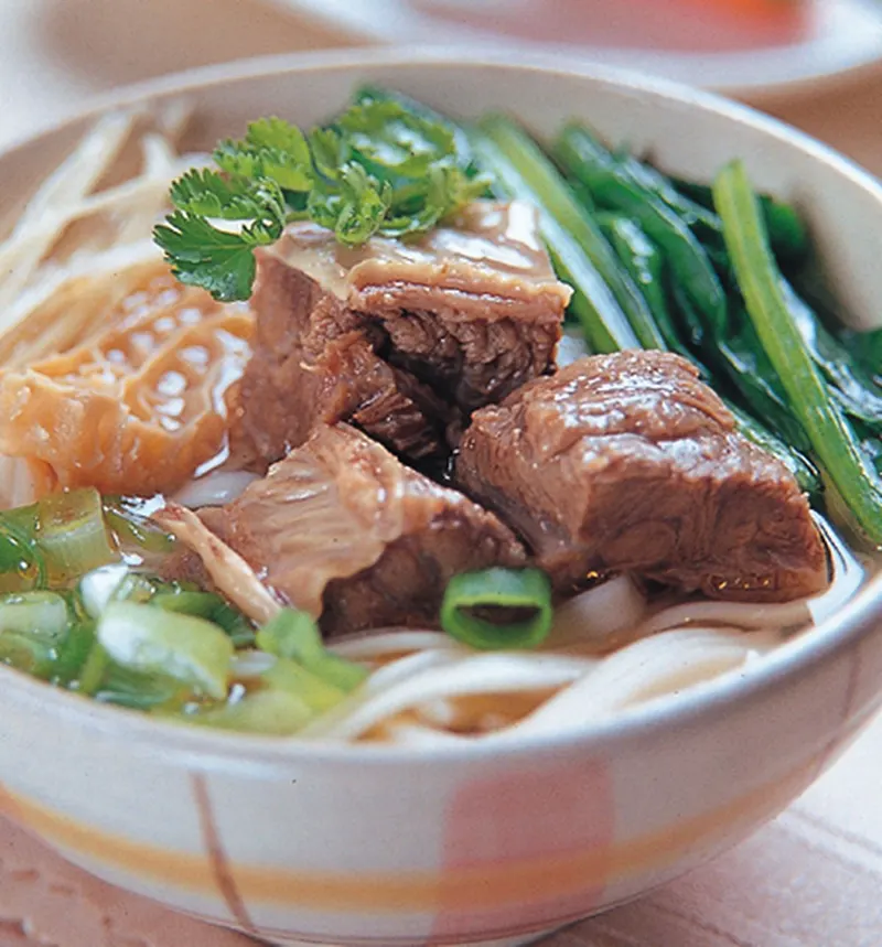 牛百頁牛肉清湯麵