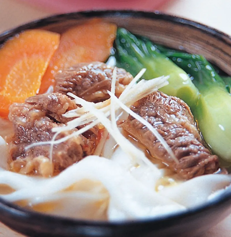 蔥燒牛肉河粉