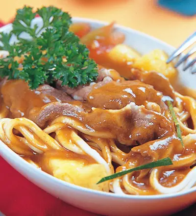 鳳梨咖哩牛肉麵