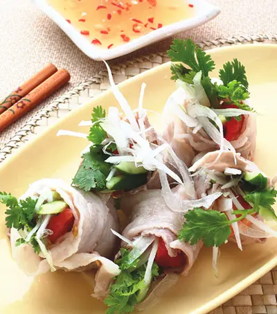 五花肉生菜卷