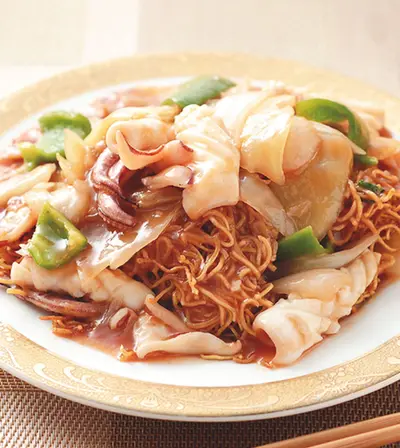酸菜鮮魷炒麵