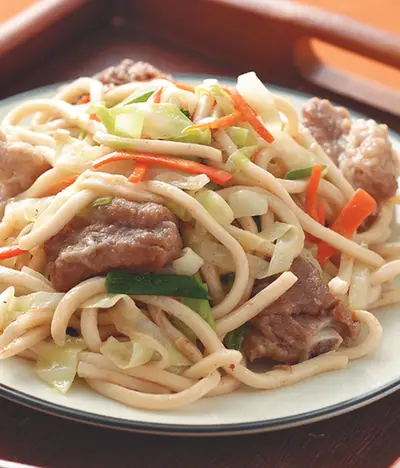 排骨炒粗麵