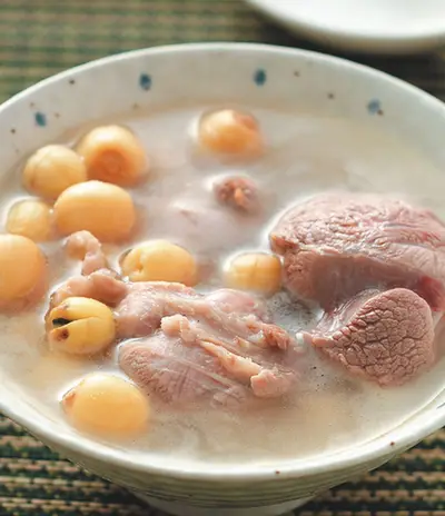 蓮子瘦肉湯
