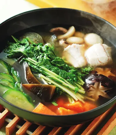 魚片野菜昆布鍋