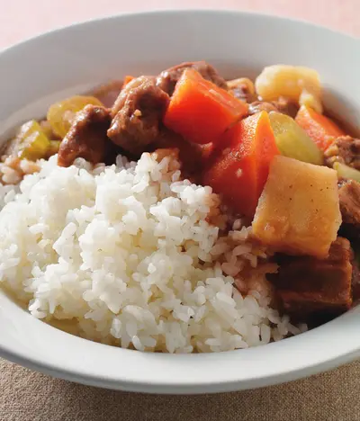 紅酒燴牛肉飯