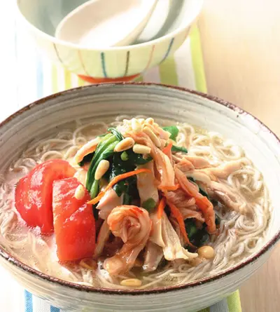 韓式雞絲湯麵