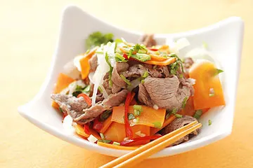 酸辣牛肉5分鐘上菜