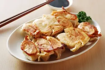 電鍋做脆皮煎餃