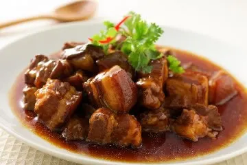 用快鍋便利安全煮滷肉