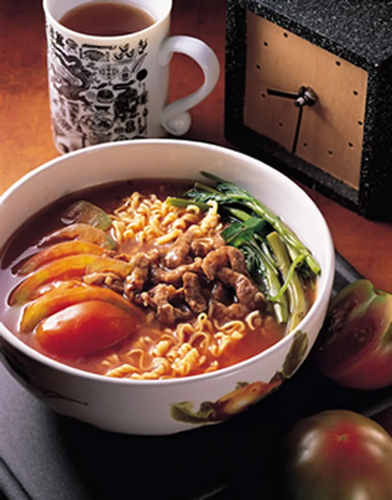 蕃茄牛肉絲泡麵