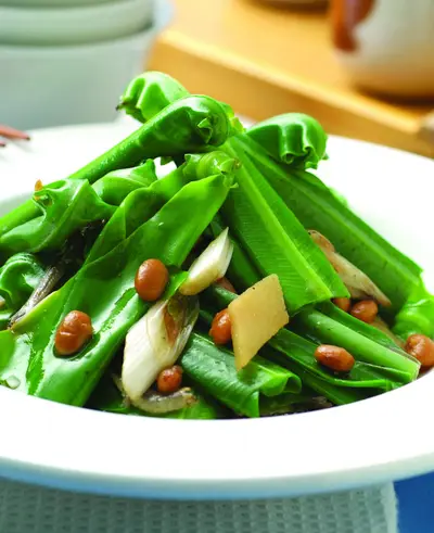 山蘇炒丁香(1)