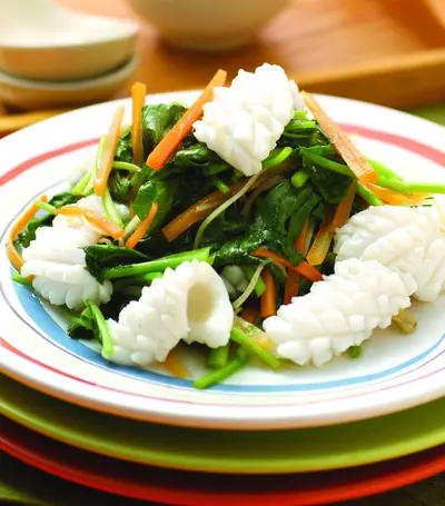 山芹菜炒中卷