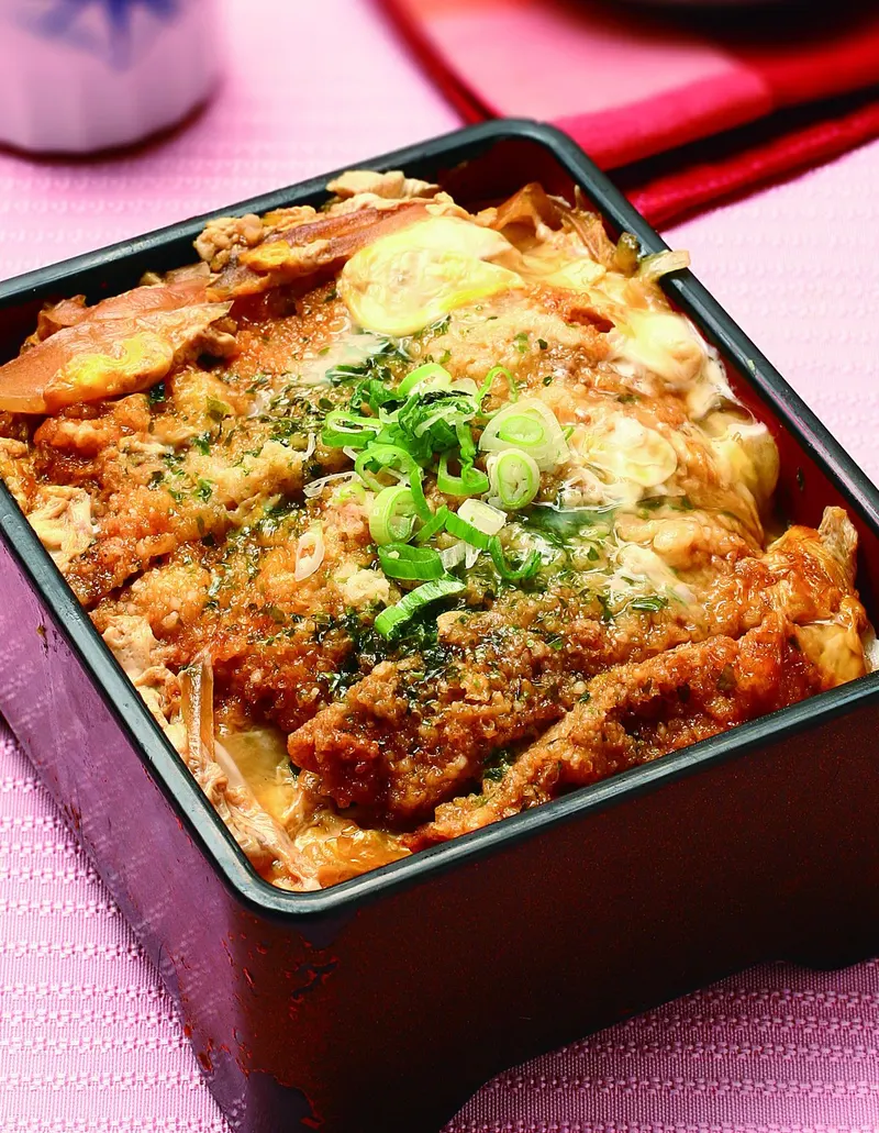 豬排蓋飯(1)