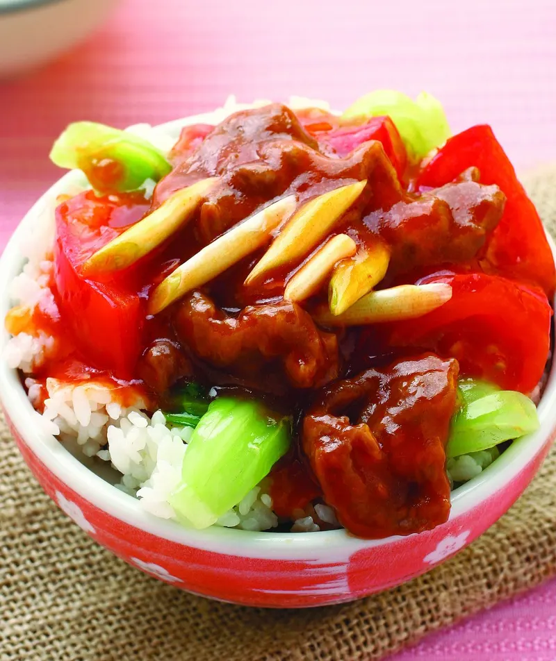 蕃茄牛肉蓋飯