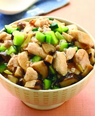 鹹魚雞粒蓋飯