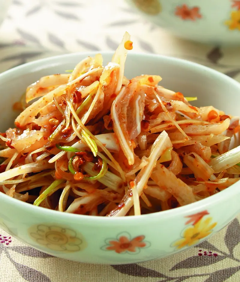 麻辣拌耳絲