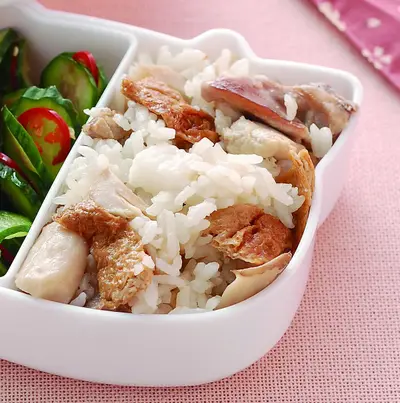 鮮菇雞肉豆皮炊飯
