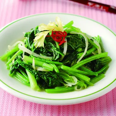蒜米炒菠菜