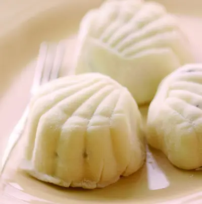 蘭姆葡萄乾冰皮月餅