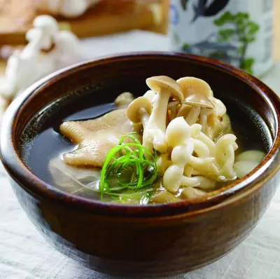 雙菇雞湯盅