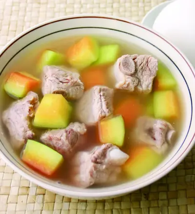 青木瓜燉排骨湯