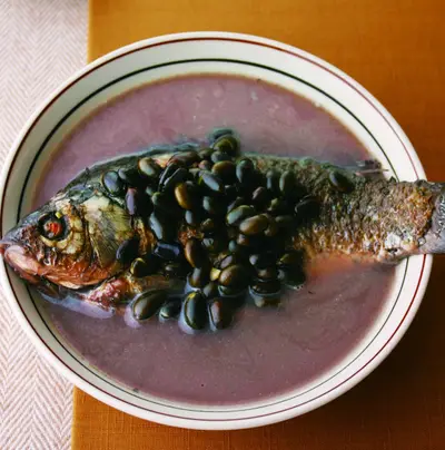 黑豆鯽魚湯