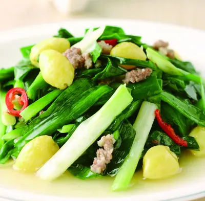 肉末白果炒韭菜