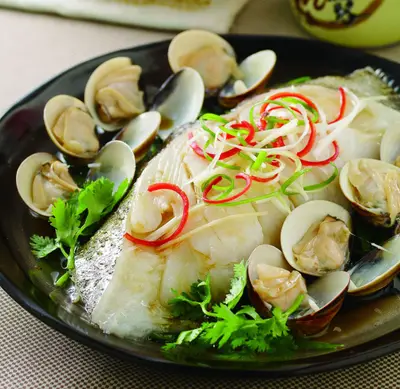鮮美蛤蜊鱈魚蒸