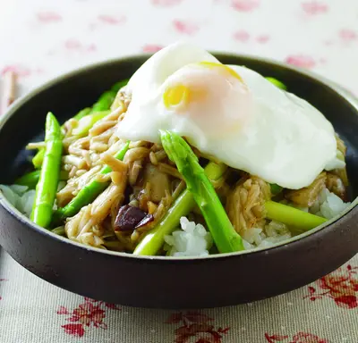 水波蘆筍蓋飯