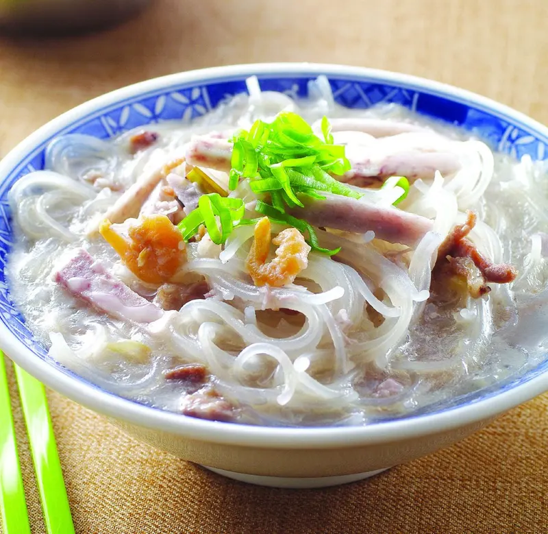 芋頭肉絲米粉湯