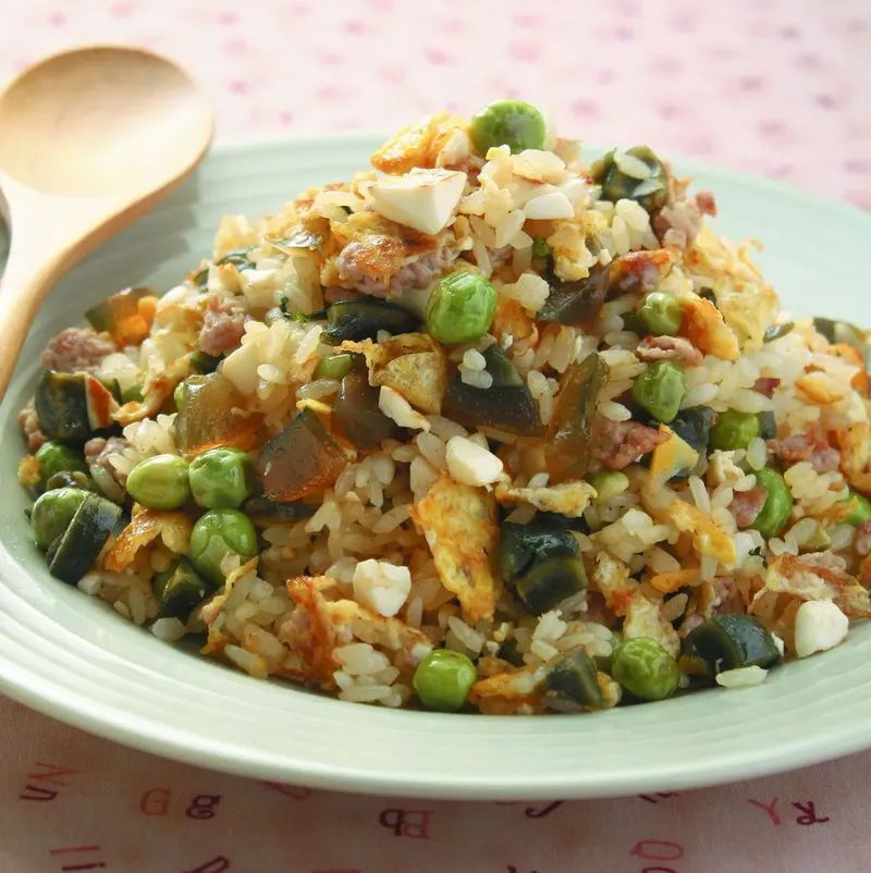 三色蛋炒飯