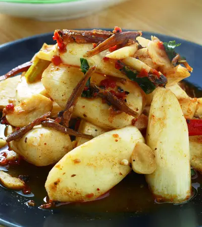 XO肉醬炒茭白筍