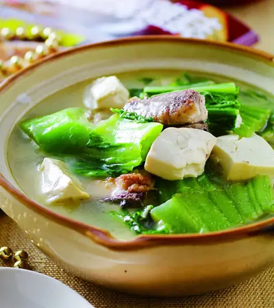 味噌豆腐鮮魚湯