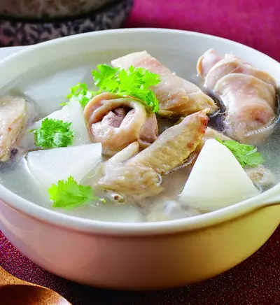 蘿蔔雞湯