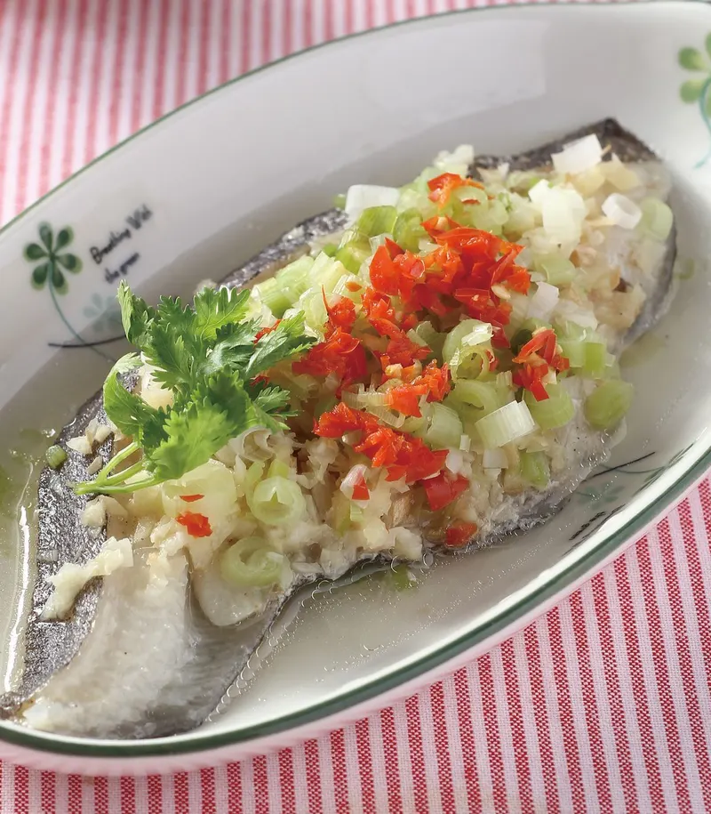 蒜味蒸鱈魚