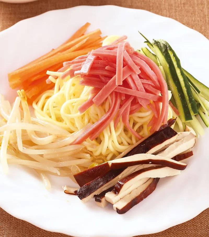 川辣火腿涼麵