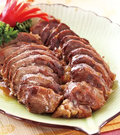 滷牛腱(6)