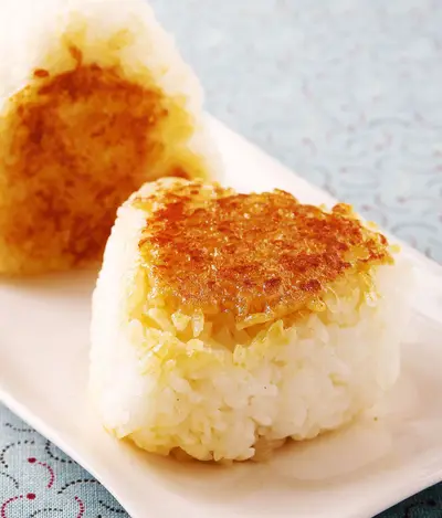蛋黃醬油烤飯糰