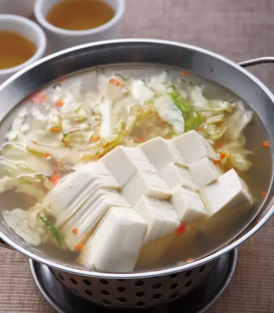 水果泡菜豆腐鍋