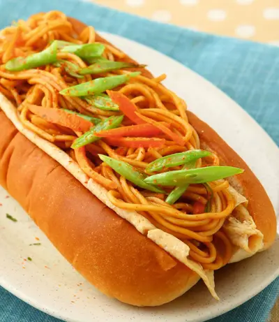 炒麵夾堡