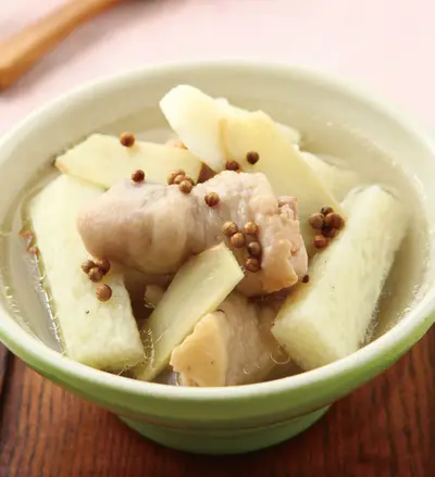 山藥胡椒雞湯
