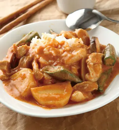 椰汁咖哩燉肉飯