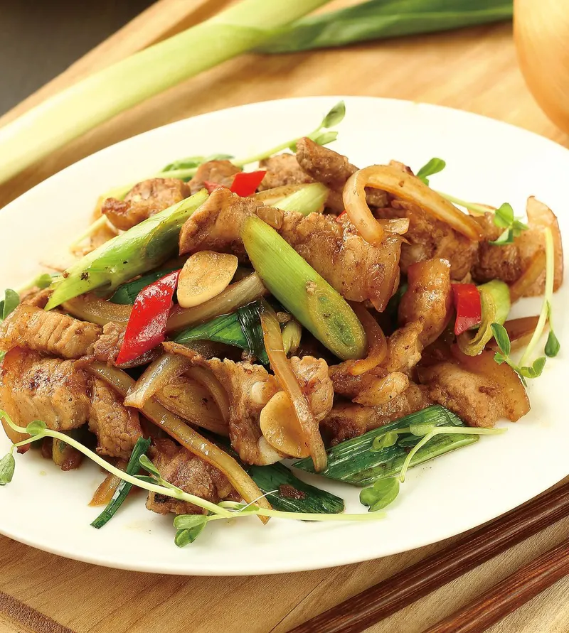 五香蒜苗肉