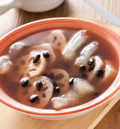 黑豆蓮藕燉蹄筋