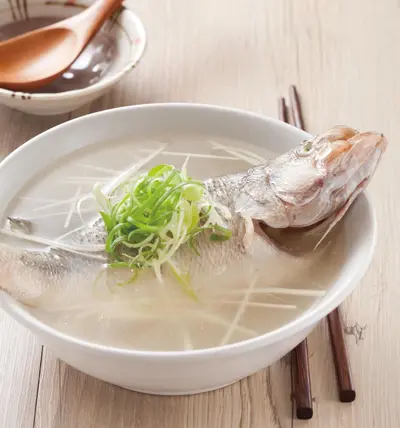 薑絲鱸魚湯