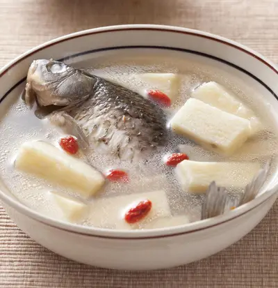 山藥鯽魚湯