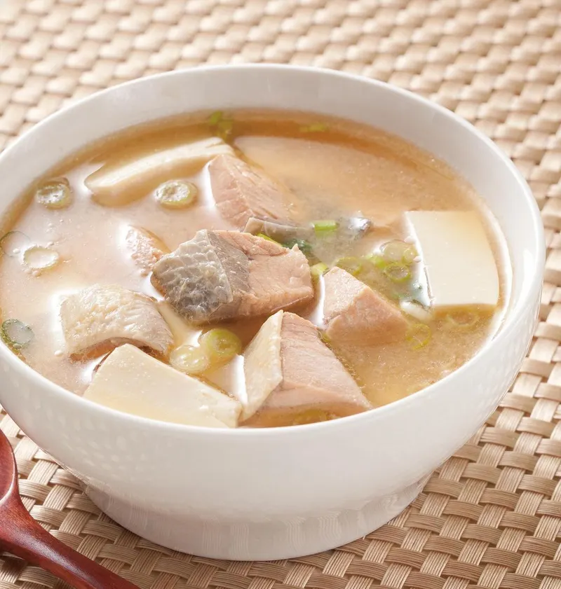 味噌魚湯